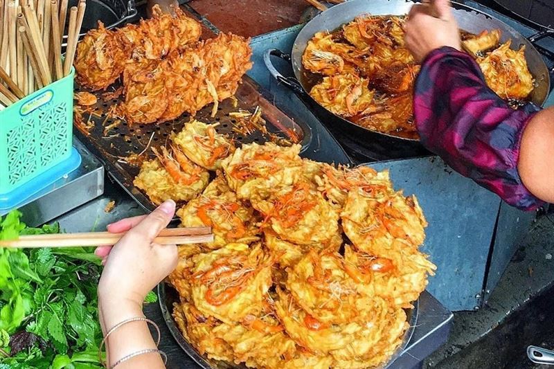  하노이 길거리 음식 투어 (3시간) 하노이 미식 여행 – 숨은 맛집 투어!