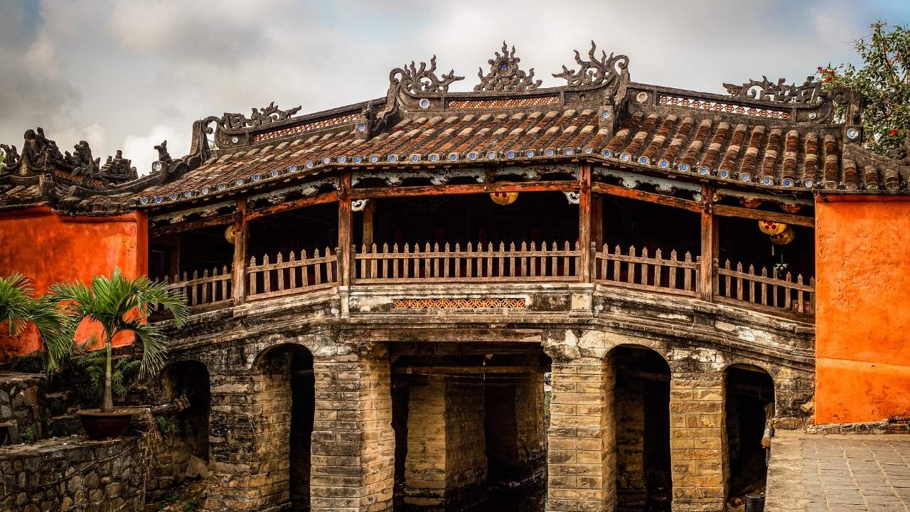 history-of-hoi-an-ancient-town-told-in-reverse-la-siesta-hoi-an